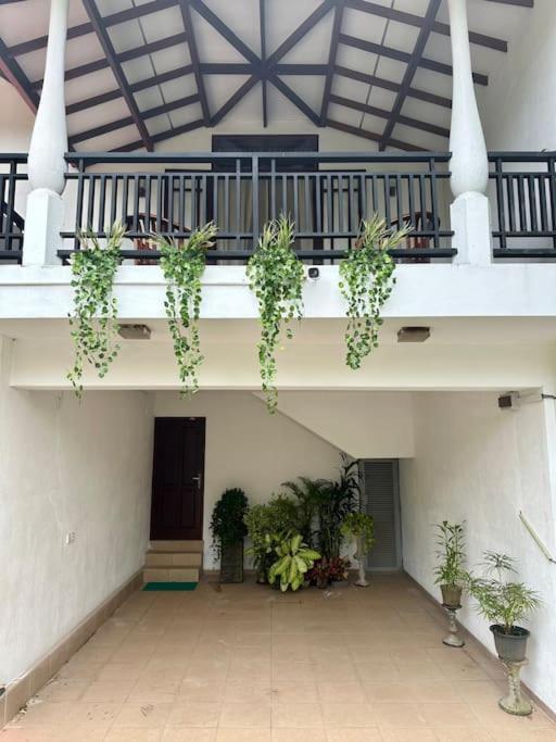 Casa Theo Villa Kelaniya Bagian luar foto